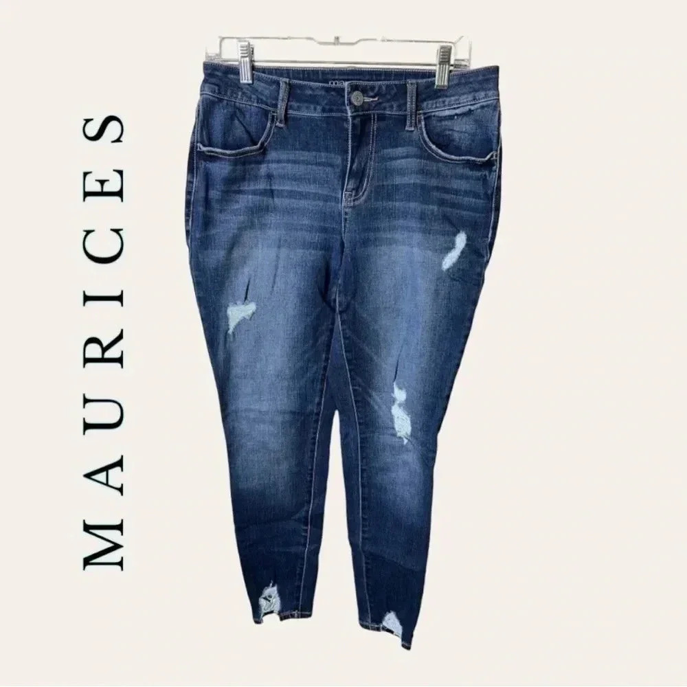 0500W.‎ MAURICES DENIM JEGGINGS FACTORY DISTRESSED SIZE MEDIUM REGULAR